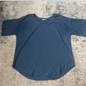 Women’s Dusty Blue Top